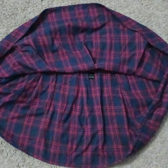 Plaid Skirt - Picture 2 of 5
